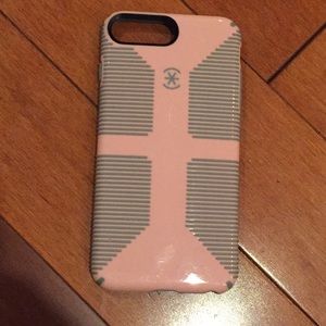 Speck iphone (6/7/8+)protection case 🔒(brand new)